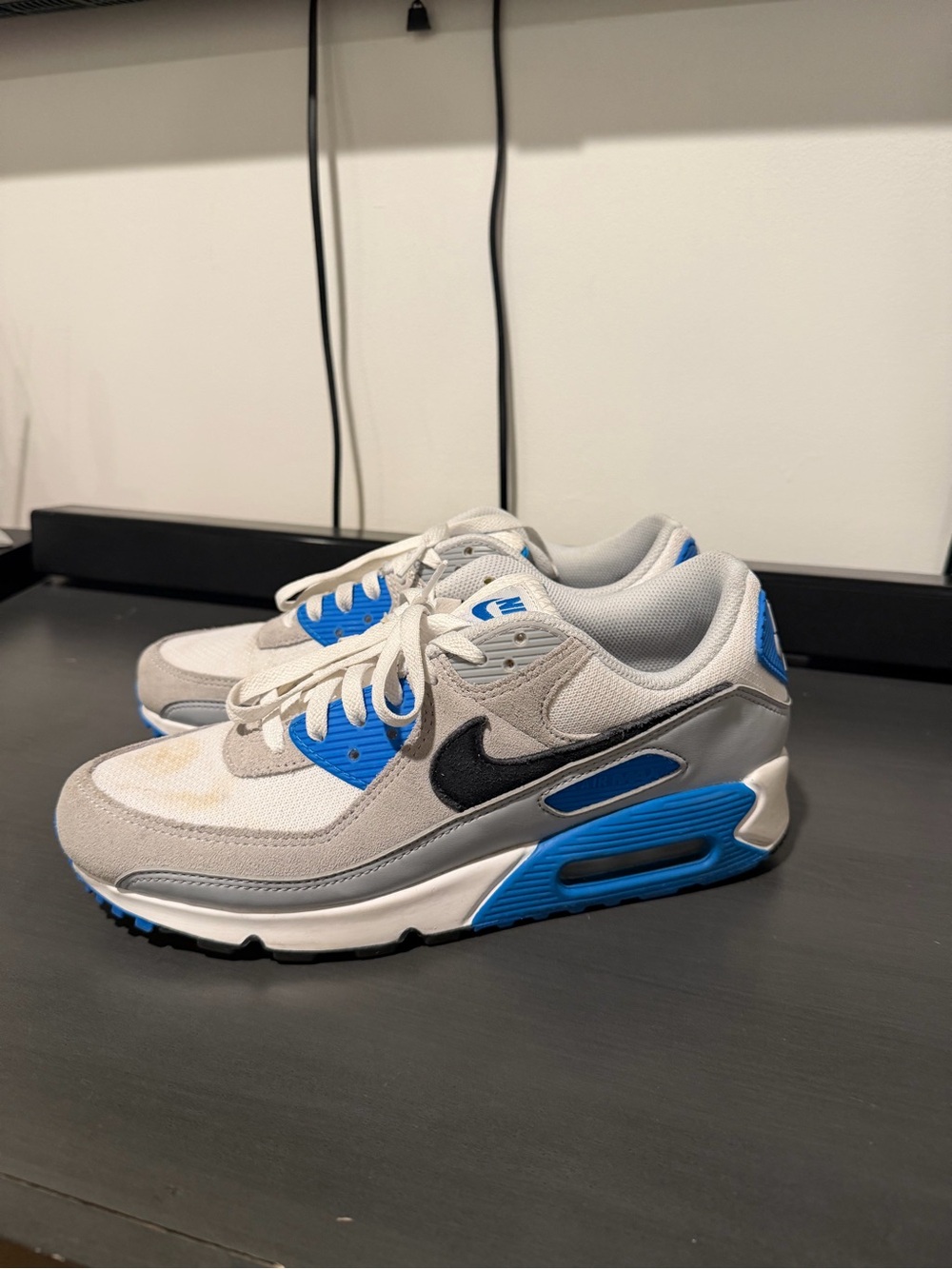 Nike Men’s Sneakers in Light Gray, Black & Blue